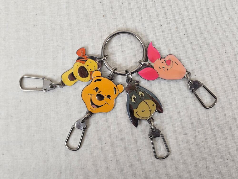 Vintage Disney Winnie The Pooh & Friends Pooh Tigger Eeyore Piglet Keychain